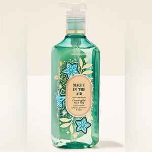 Bath & Body Works Magic in the Air Cleansing Gel Hand Soap - Green